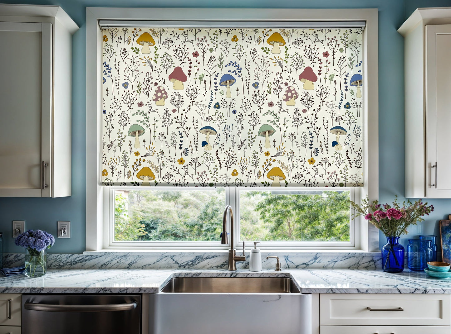 Whimsical Mushroom Roller Shade - Mağazam